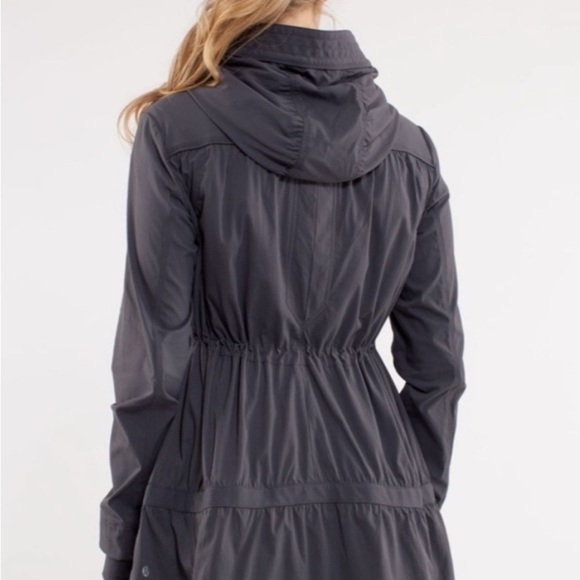 Lululemon Apres Practice Anorak Grey Sz 6 - Picture 2 of 15